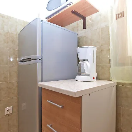 Holiday home Snjezana