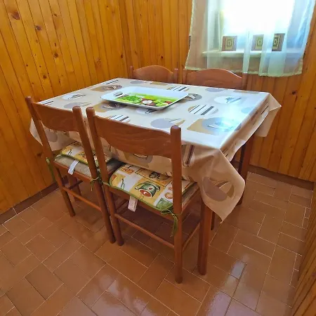 Snjezana Holiday home Stinjan
