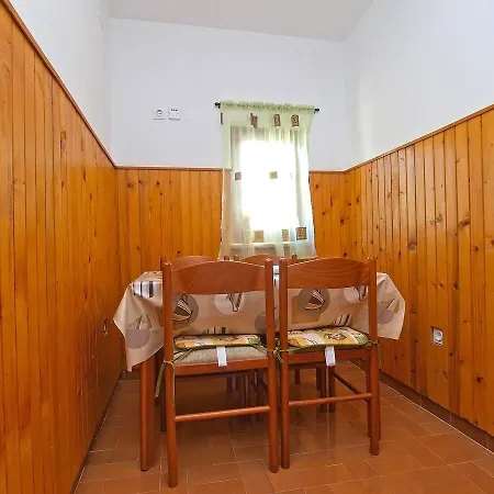 House Snjezana